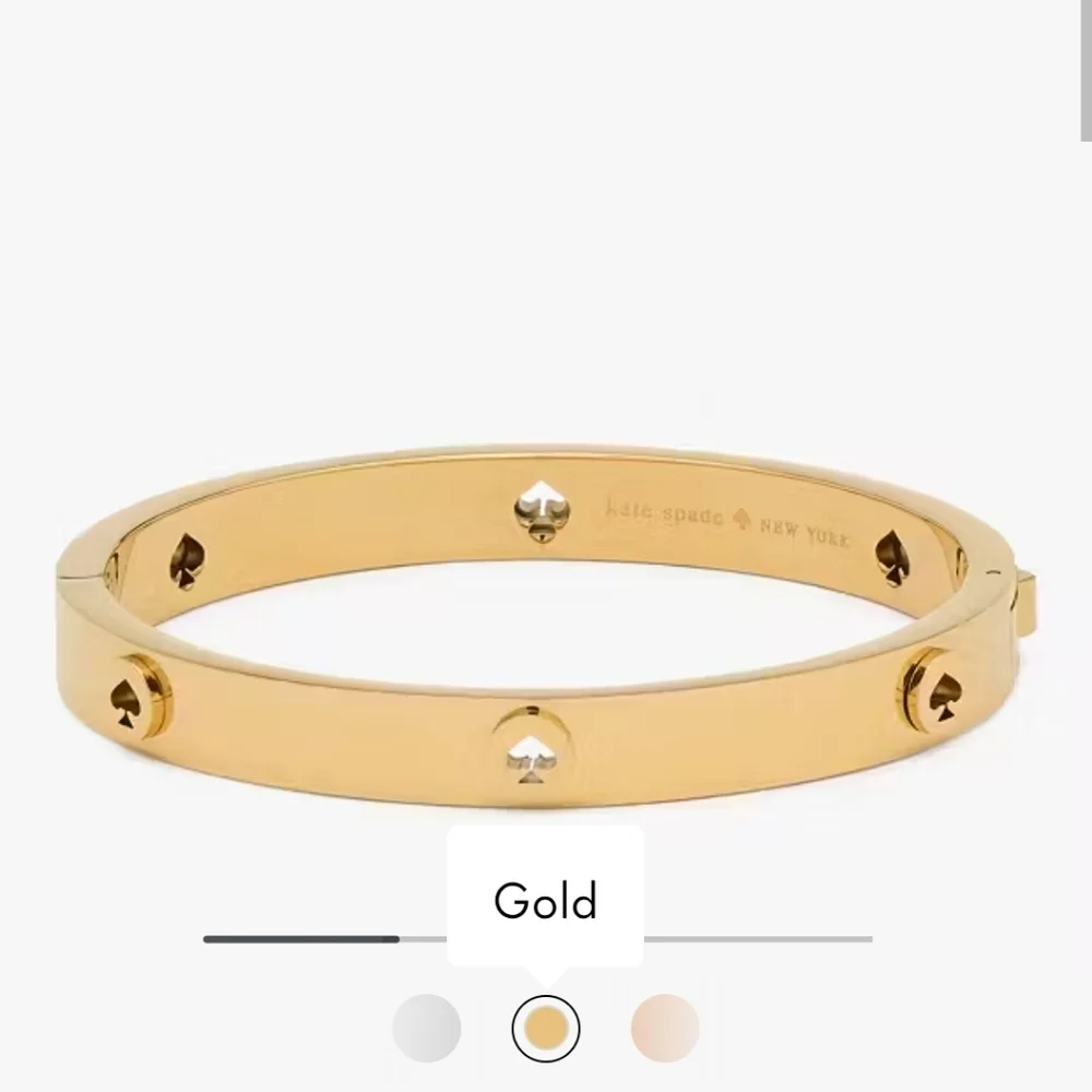 💛🔹️Kate Spade🔹️ Spot the Spade Studded Gold Hinge Bangle Bracelet